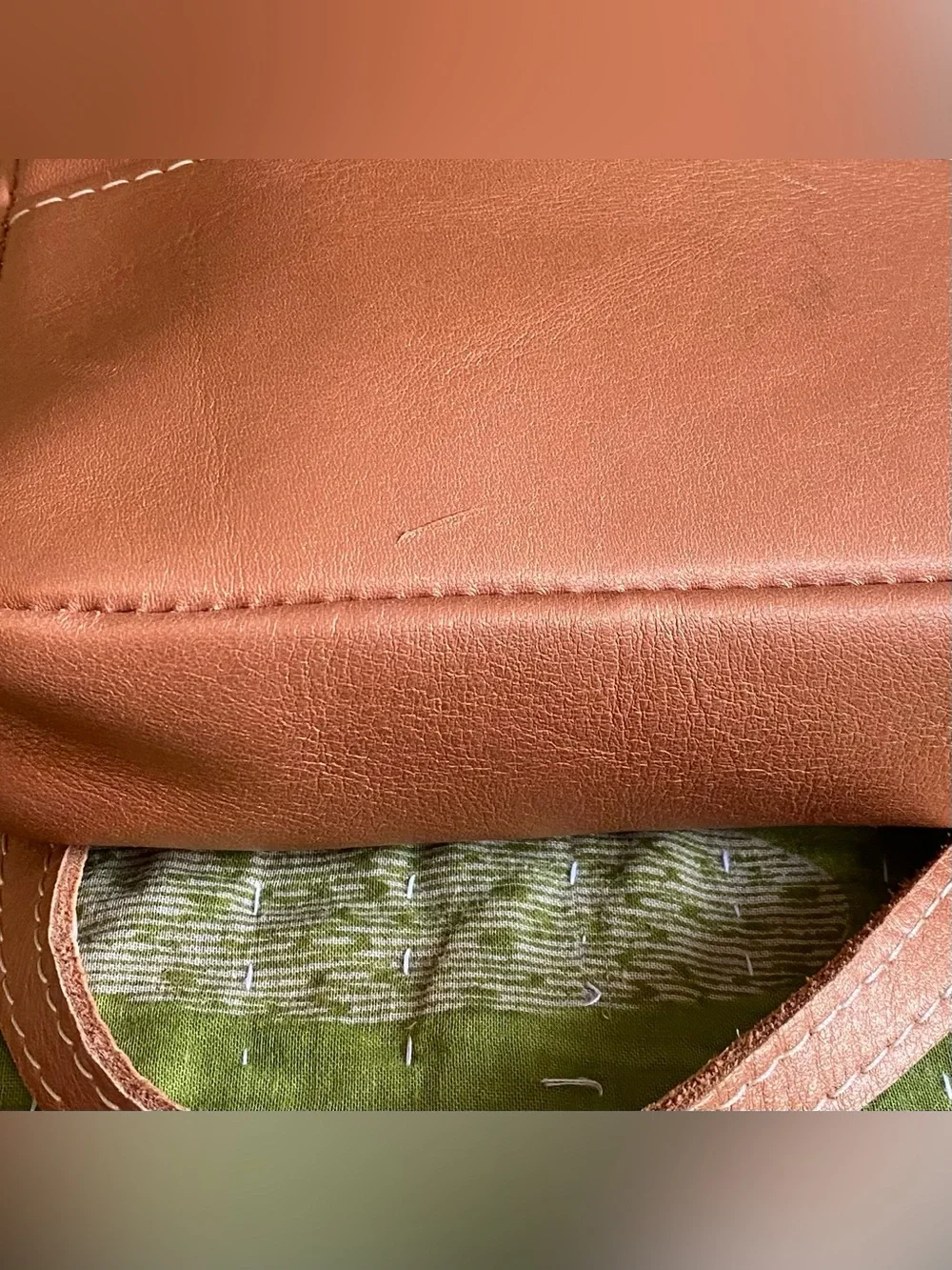 Portland Leather Goods Havana Small Leather Camera Crossbody Bag - Retired - Picture 8 of 16